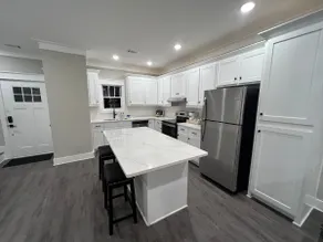 Charming Gainesville Townhome 2 - Image 3