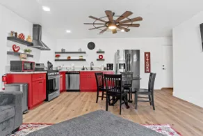 2BR Cambridge Loft - Gateway to Sequoia Nat'l Park - Image 5