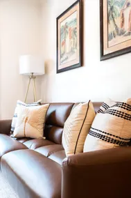 Large Beach Studio, 5 Min Walk to Coronado Beach! - Image 2