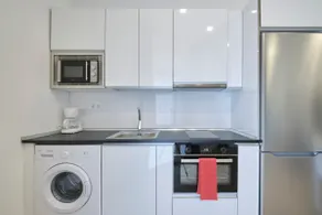 Unique Apt Madrid - Image 5
