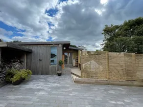 The Posh Shed - Image 2
