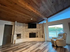 Lake Front Home with 3 steps to water, private dock, quiet cove & flat yard - Image 2