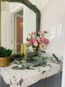 Cozy & private garden suite, 30 mins to DT - Image 3