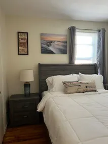 Cozy 1 bedroom front apartment rental - Image 3