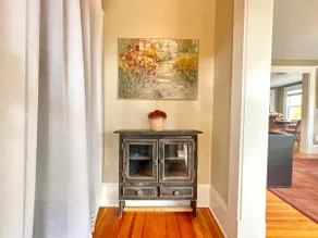 Cozy three-bedroom home close to Boston w/ plenty of parking - Image 5