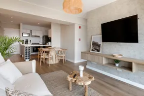MorninStays| Skyline view Apt. next Kennedy Park - Image 2