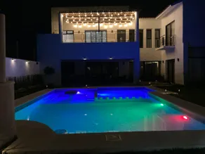 Magnificent new house with pool - Image 3