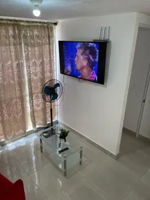Beautiful apartment just 12 minutes from the airport - Image 3