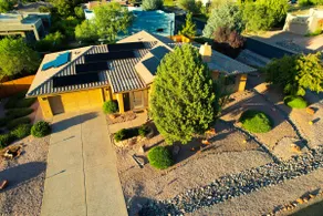 Indian Cliffs Getaway 3 bedroom with pool - Image 3