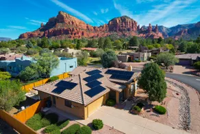 Indian Cliffs Getaway 3 bedroom with pool - Image 2