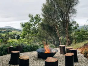 Moody Luxury Home in the Wine Region - Image 5