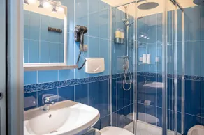 [Skyscraper] Exclusive Design, Panoramic, Luxury - Image 5