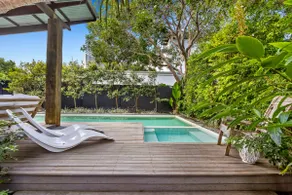 Character Beach House - Image 2