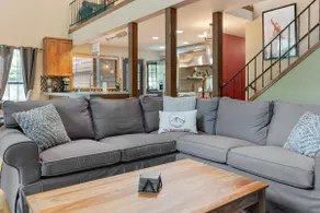 Huge Mountain Chalet - Gourmet Chefs Kitchen - Pool - One Block From Sandy River - Image 4