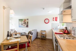 Meriden Apartment - Sleeps 7 - Near Nec Parking - Image 3