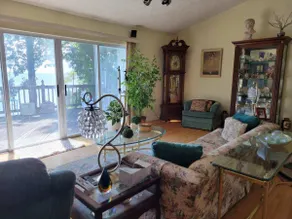Waterfront home with three bedrooms,3 full baths - Image 2