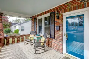 Eclectic Downtown Cottage with Firepit & Workspace - Image 2