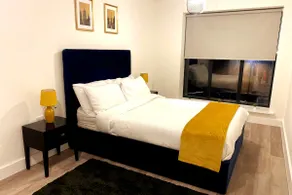 Stylish 1-Bedroom Apartment Sleeps 3 in central Birmingham - Image 3