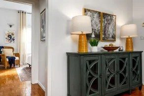 Modern 2 bedroom. Bike storage. Walk everywhere! - Image 2