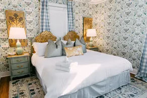 Bridgerton Bungalow | Pettigrew Adventures Midtown - Image 3