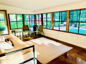 8 min from WEC! Adorable 2BR home with pool - Image 5