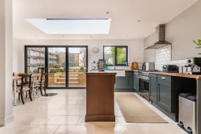 Beam House, Winchcombe, sleeps 6 + 2 - Image 3
