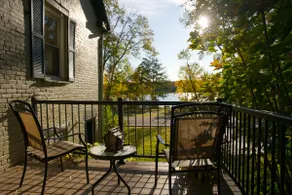 The Old Canal House at Halfmoon - Image 2