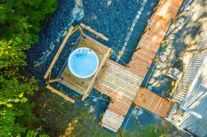 The lake - Hot tub - Sauna - Image 5