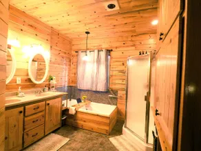 Fishing, Hiking Creekside Mountain Retreat - Image 2