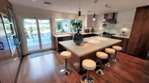 Designer Home in Meyerland Area w/ Outdoor Spaces - Image 3