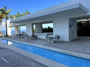 Luxury Oceanfront Condo Residence - Image 5