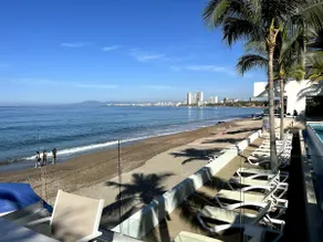Luxury Oceanfront Condo Residence - Image 2