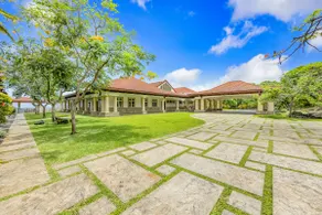 Luxury Kona Mansion - Infinity Pool & Epic Views - Image 2