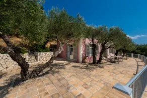 Villa Oliva, in a serene location & private pool, by ZanteWize - Image 5