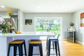 Inndigene: A Relaxing Home on the Golf Course - Image 2