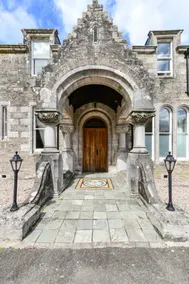 Lomond Castle Penthouse - Image 2