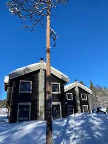 Nice chalet with fireplace near the ski slope. - Image 2