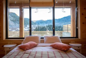 Cozy Cottage · Fireplace · Long Stay Welcome - Image 5