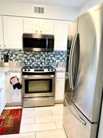 Lake front condo at Saddlebrook - Image 5
