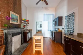 Amazing Magazine St. Apartment - Image 2