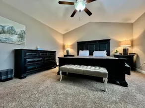 Executive corporate rental features community pool - Image 5