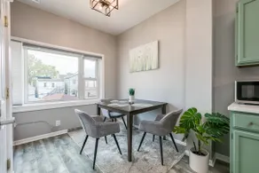 Logan Sq 4BR • Free Parking • Near Nightlife & DT - Image 4