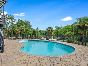 Beautiful Waterfront Home with abundant outdoor seating, pool, hot tub, grill - Image 3