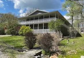 The Perch, sleeps 12 at LOE - Image 2