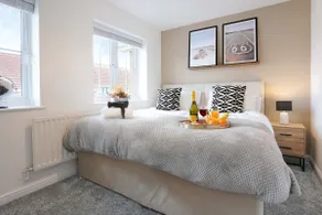 Welcoming House with Free Parking and Fast WiFi - Image 4