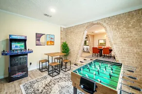 NASA Getaway • Fire Pit, Games & Family - Image 4
