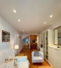 Charming loft old city - Image 4