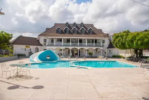 Seaside Paradise @Sandcastles, Ocho Rios - Image 5