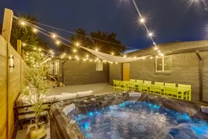 Wild West Disco Haus 2! New Hot Tub, Patio + Gym - Image 4