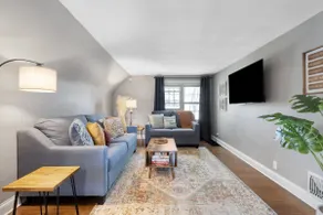 Tranquil Haven, 1 King Bed, Retreat by the River - Image 4
